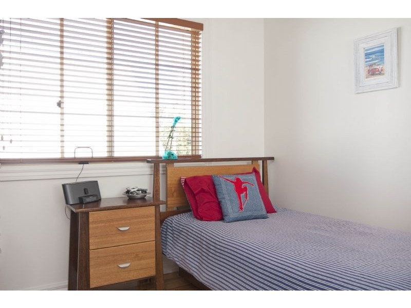 25 Heath Street, Broulee NSW 2537