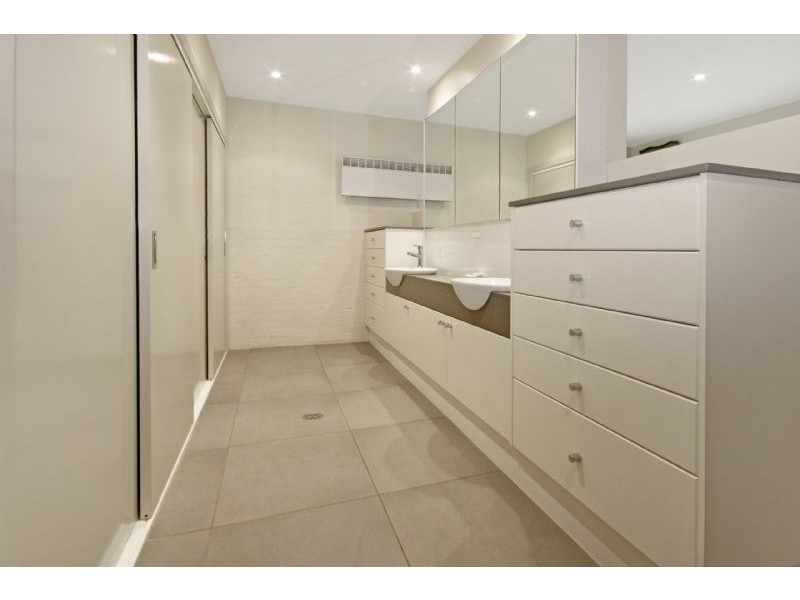 9 Billabong Place, Surf Beach NSW 2536