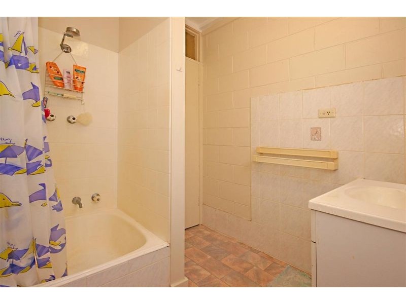 8A Bernadette Blvd, Batehaven NSW 2536