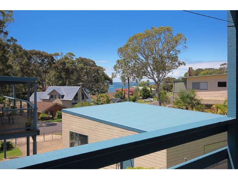 4 Euroka Ave, Malua Bay NSW 2536