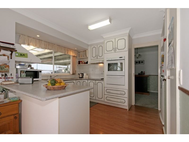 1 Gull Close, Catalina NSW 2536