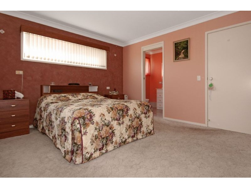 1 Gull Close, Catalina NSW 2536