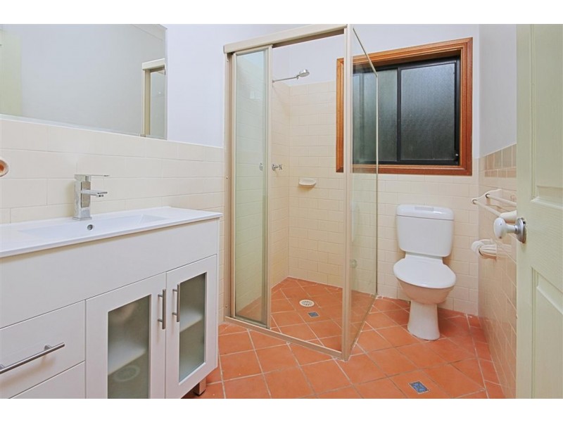 655 Beach Road, Surf Beach NSW 2536