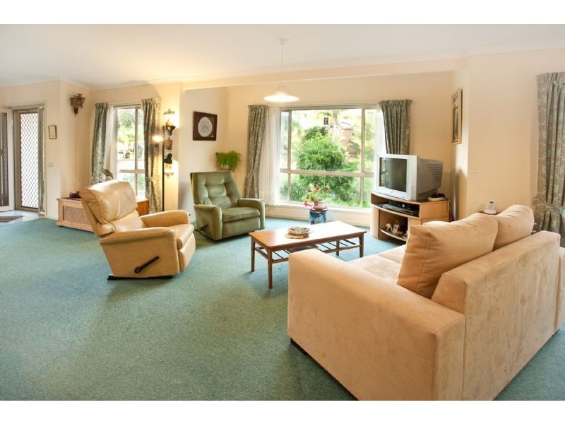 1/71 Karoola Crescent, Surfside NSW 2536