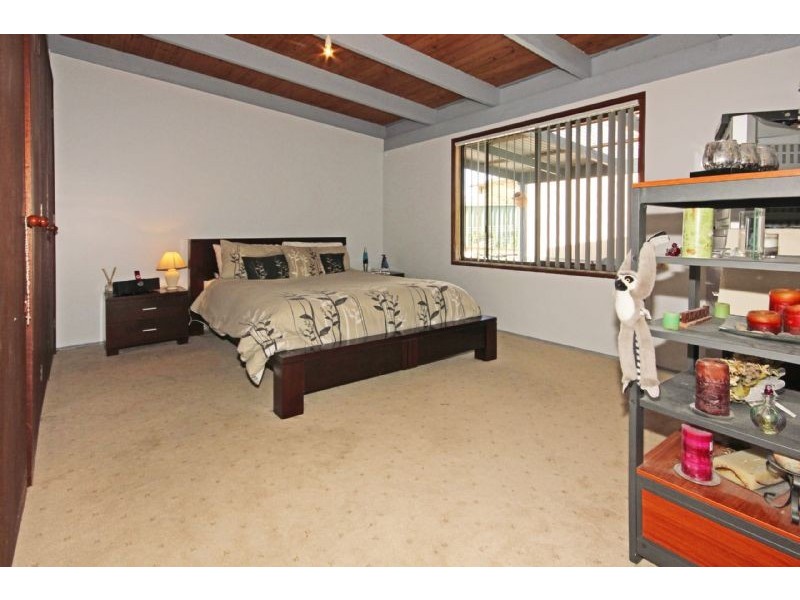 26 Flinders Way, Surf Beach NSW 2536