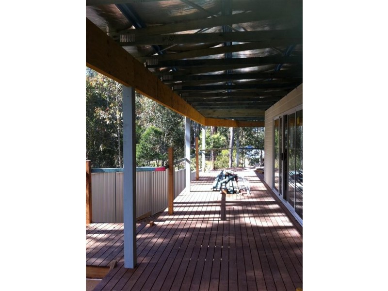 8 Luks Way, Batehaven NSW 2536