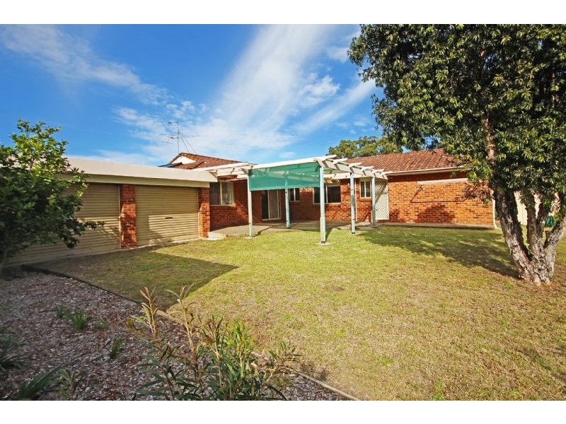 37 Zanthus Drive, Broulee NSW 2537