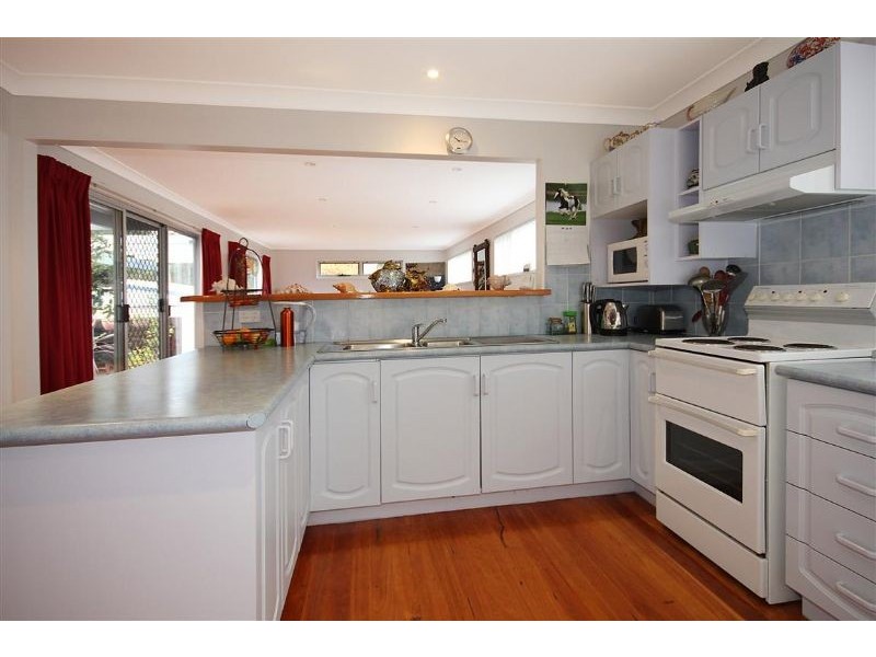 52 Edward Road, Batehaven NSW 2536