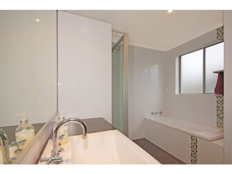 9B Massey Street, Broulee NSW 2537
