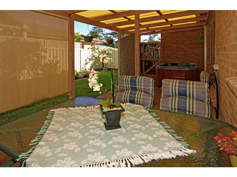 11 Boulder Place, Broulee NSW 2537