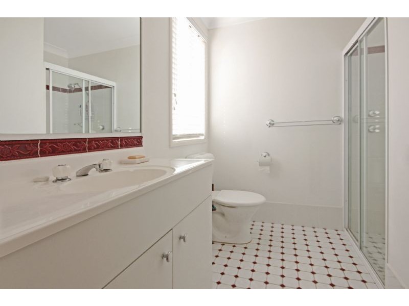 11 Boulder Place, Broulee NSW 2537