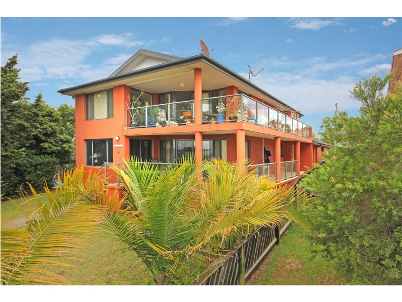 8 Pacific Street, Batemans Bay NSW 2536