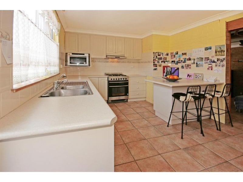 18 Imlay Street, Broulee NSW 2537
