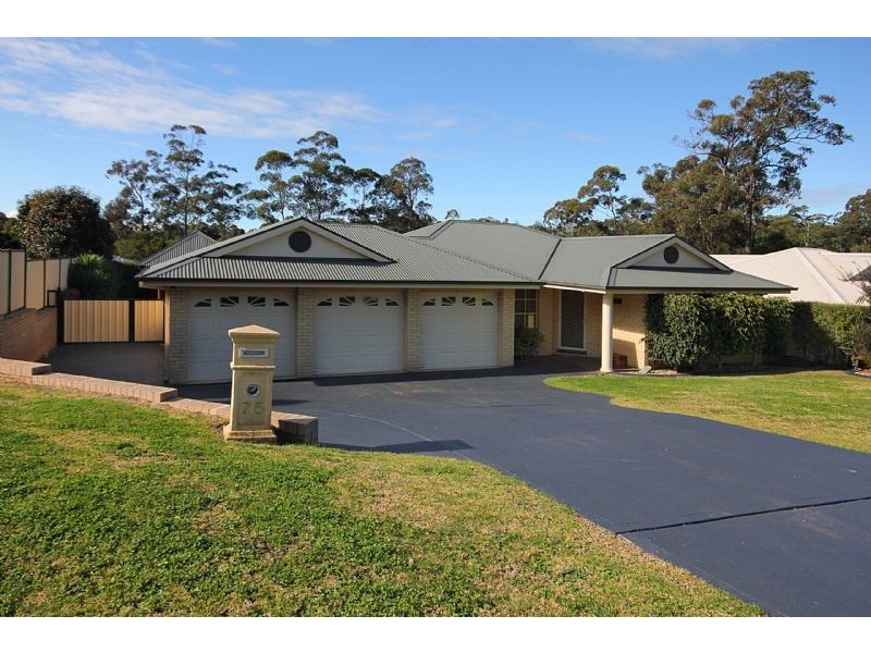 75 Grantham Road, Batehaven NSW 2536