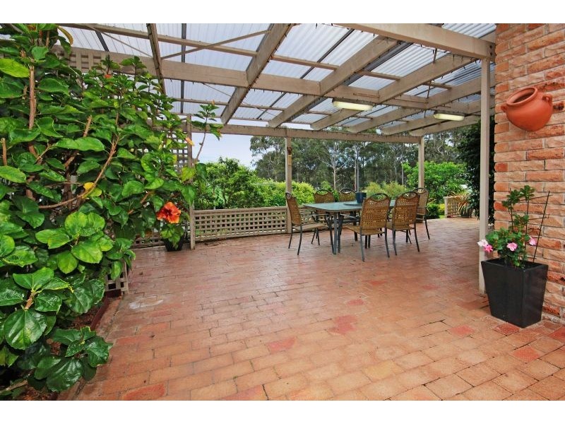 8 Kurrara Close, Malua Bay NSW 2536