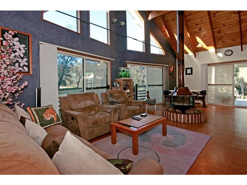 37 Peninsula Drive, North Batemans Bay NSW 2536