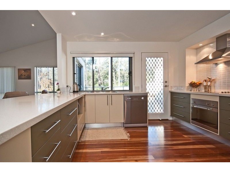 6 Bowerbird Place, Malua Bay NSW 2536