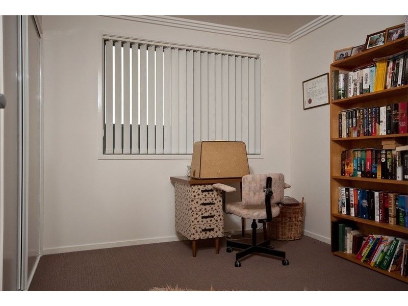 6 Bowerbird Place, Malua Bay NSW 2536