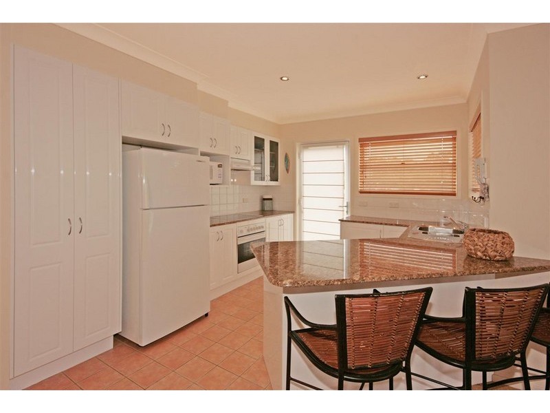 7/10 Edgewood Place, Denhams Beach NSW 2536
