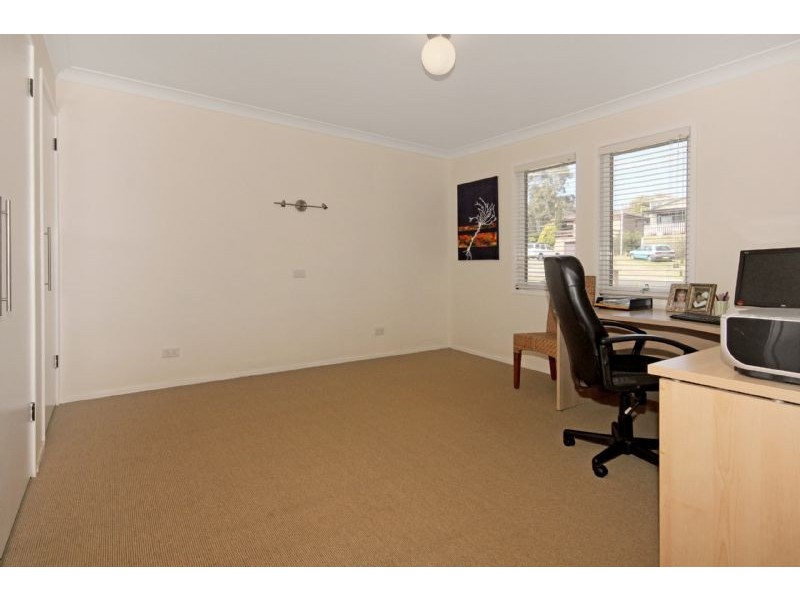 4 Vista Avenue, Catalina NSW 2536