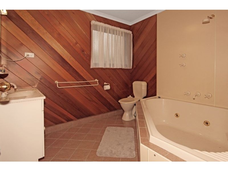 2/14 Highview Avenue, Surf Beach NSW 2536