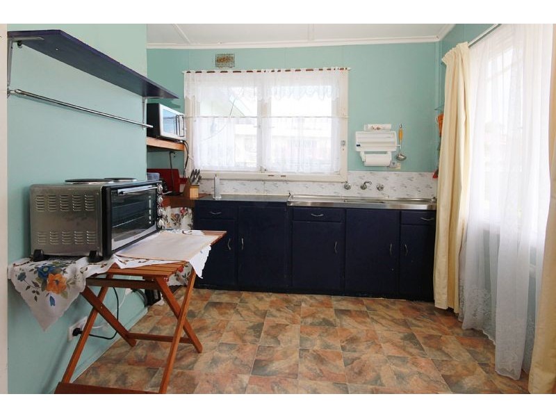 38 Wallaringa Street, Surfside NSW 2536