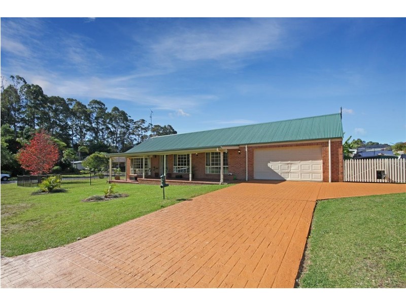 25 Melaleuca Crescent, Catalina NSW 2536