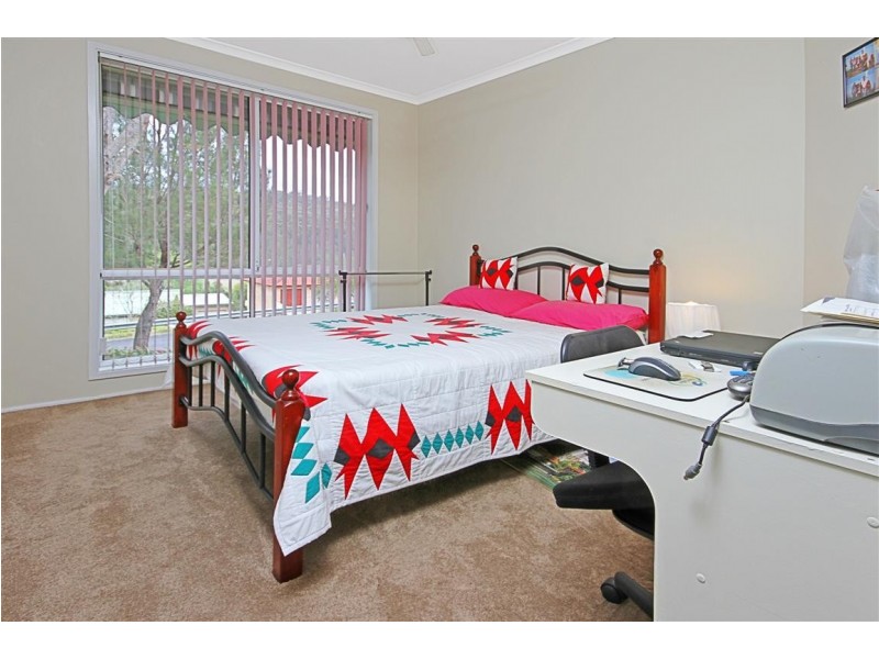 9 Albatross Road, Catalina NSW 2536