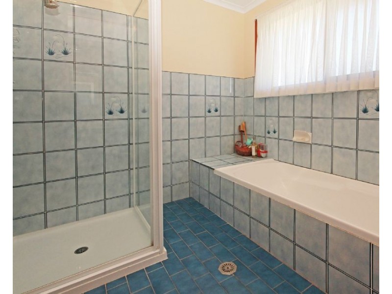 10 Foam Street, Surfside NSW 2536