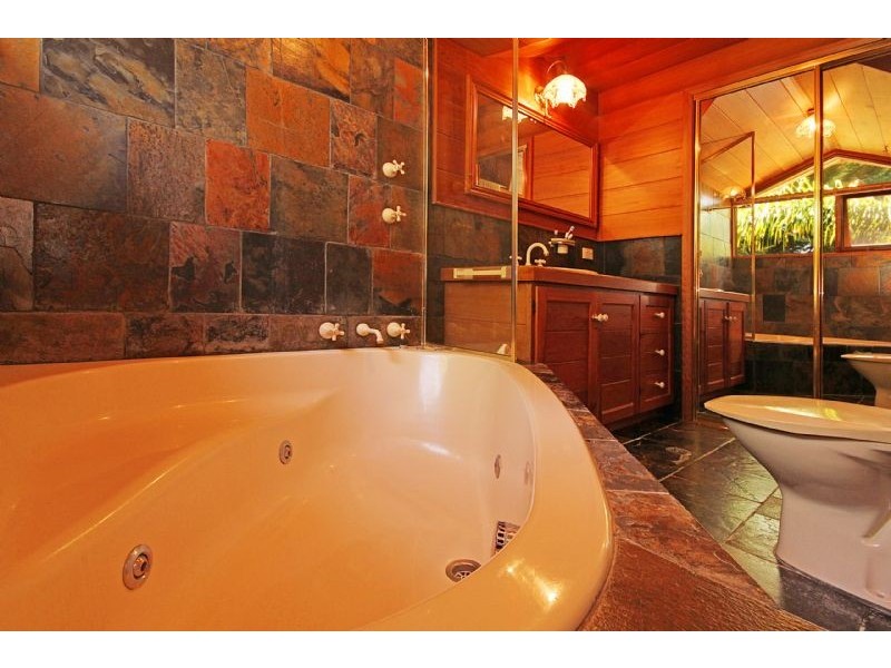 49 Ocean Avenue, Surf Beach NSW 2536