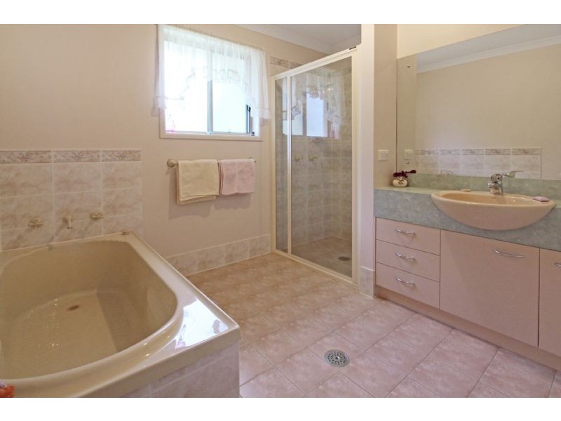 10 Imlay Street, Broulee NSW 2537