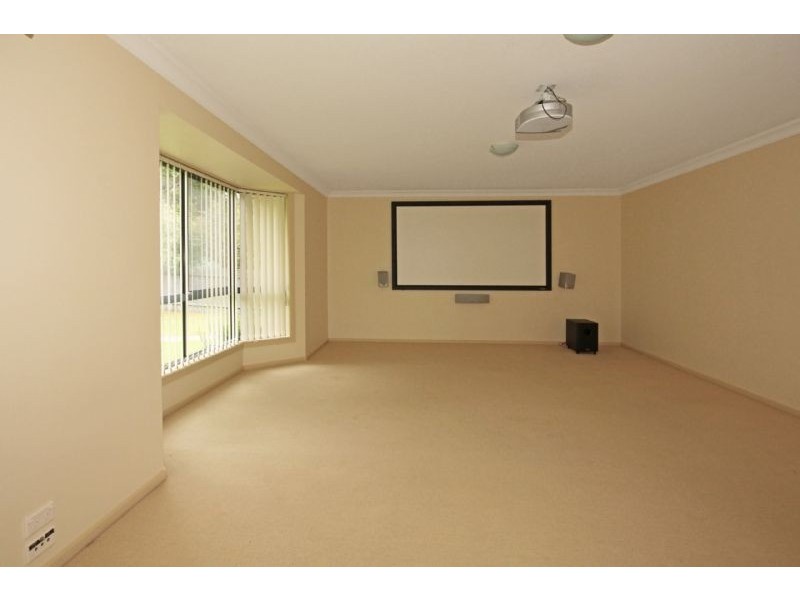 11 Lawson Place, Sunshine Bay NSW 2536