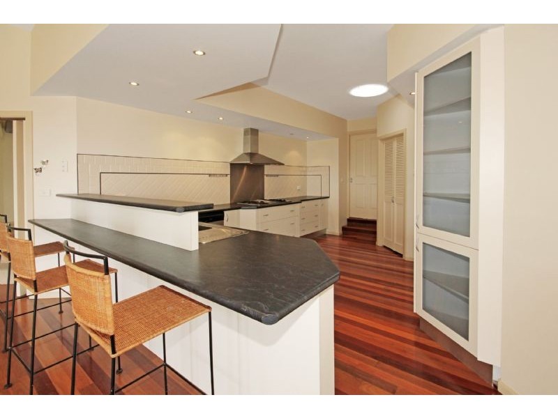 11 Lawson Place, Sunshine Bay NSW 2536