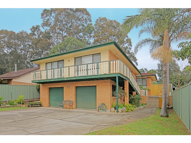 10 Christopher Crescent, Batehaven NSW 2536