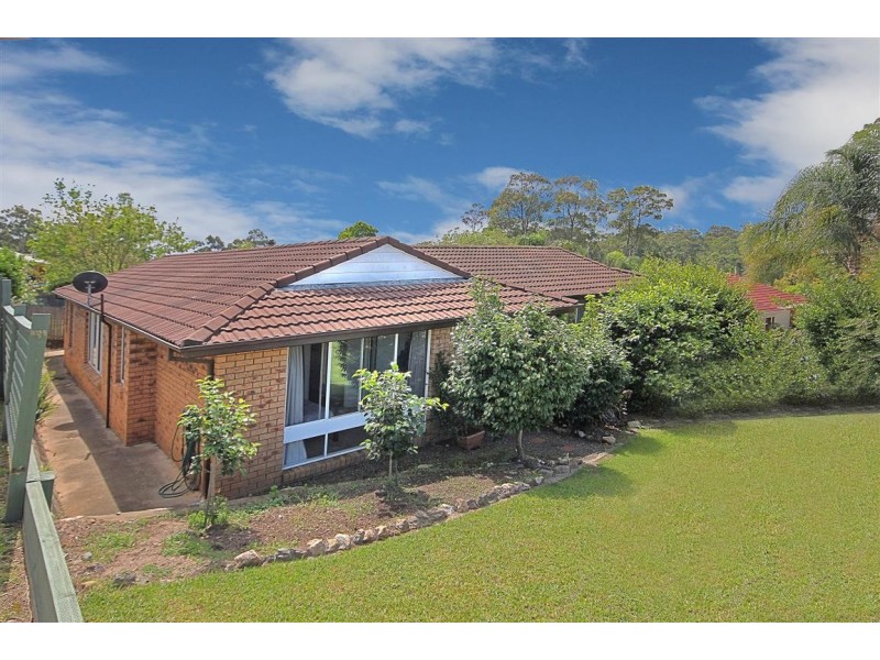 5 Caley Place, Sunshine Bay NSW 2536