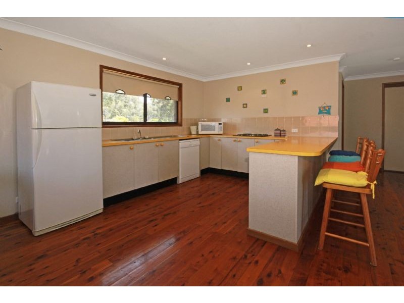 16 Endeavour Ave, Lilli Pilli NSW 2536