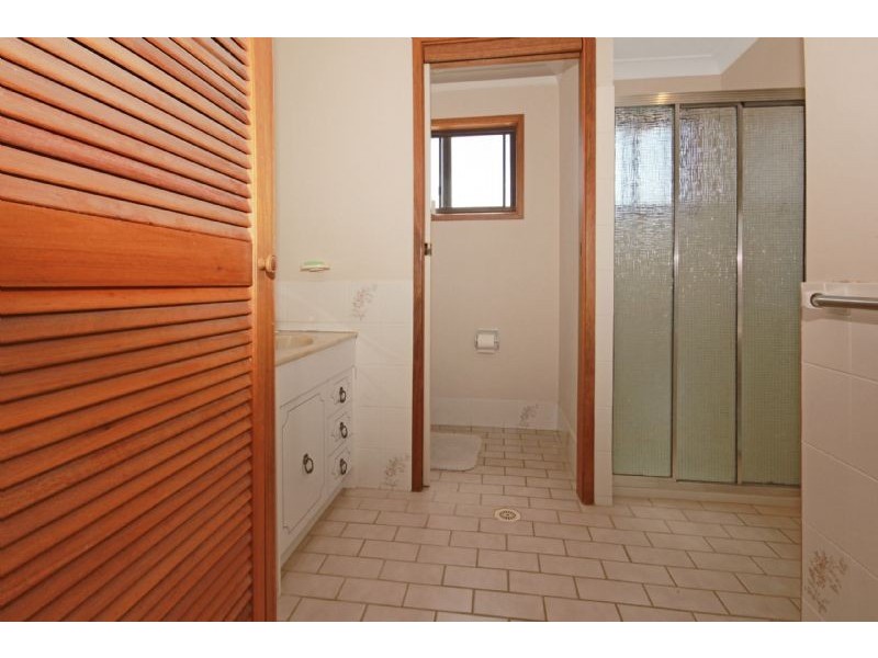 16 Endeavour Ave, Lilli Pilli NSW 2536