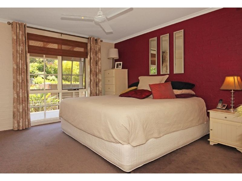29 Eric Fenning Drive, Surf Beach NSW 2536