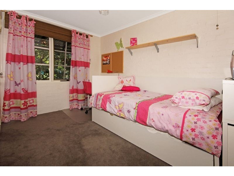 29 Eric Fenning Drive, Surf Beach NSW 2536