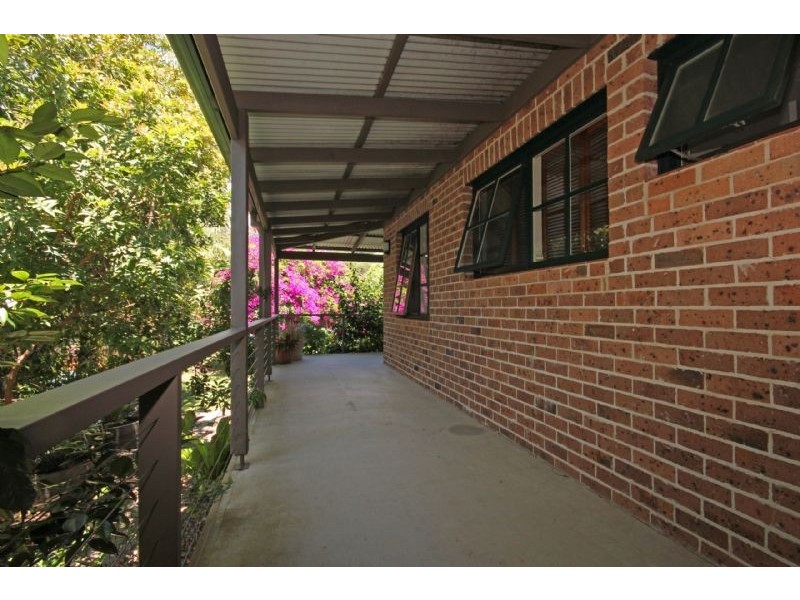 29 Eric Fenning Drive, Surf Beach NSW 2536