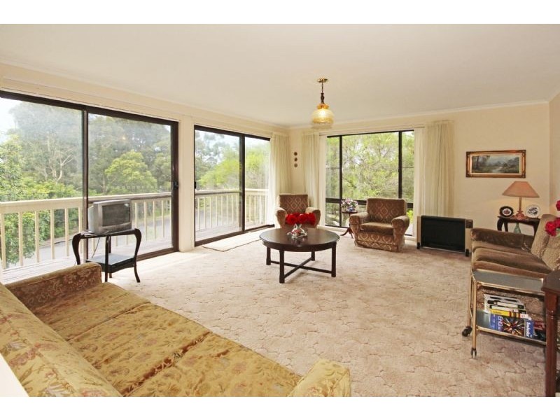 72 Cook Avenue, Surf Beach NSW 2536