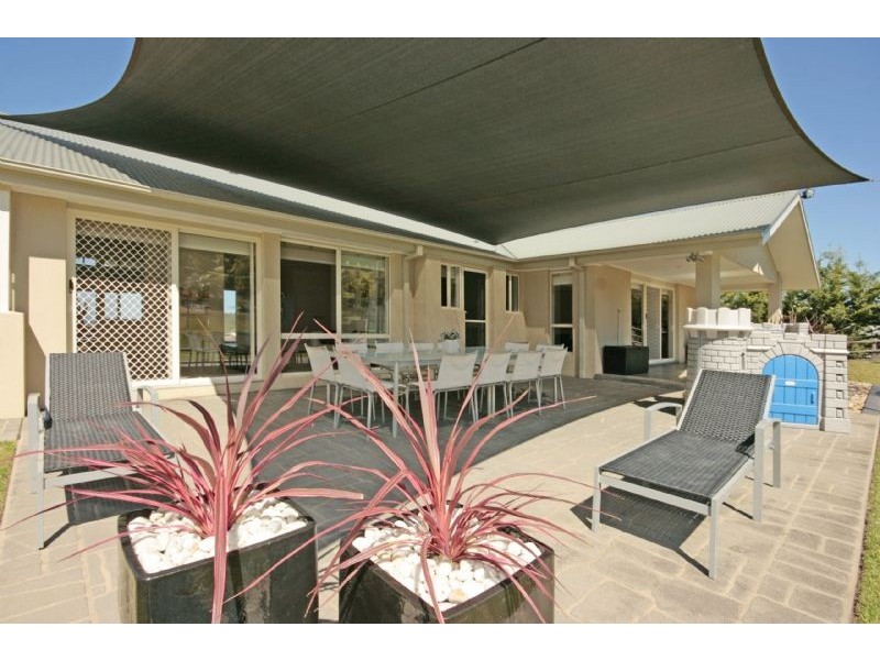 165 George Bass Drive, Surf Beach NSW 2536