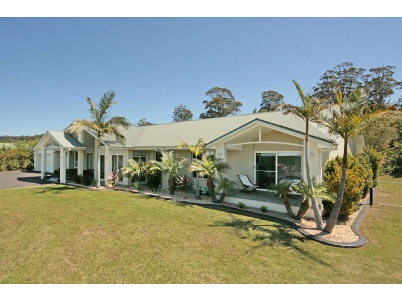 165 George Bass Drive, Surf Beach NSW 2536