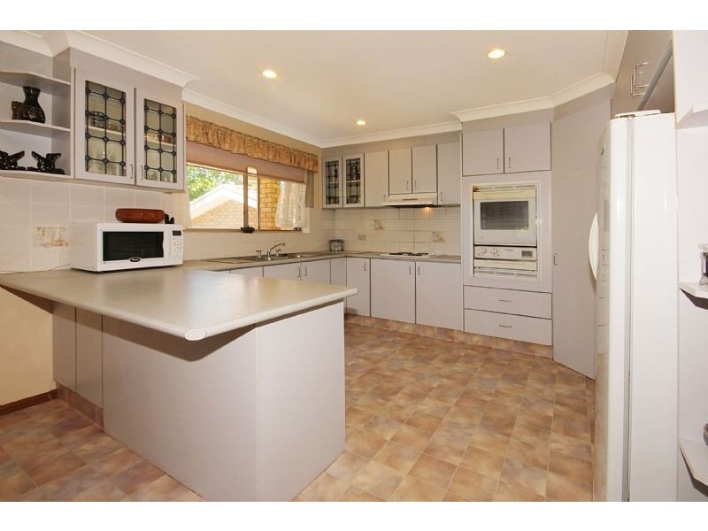 5 Burkes Way, Surf Beach NSW 2536