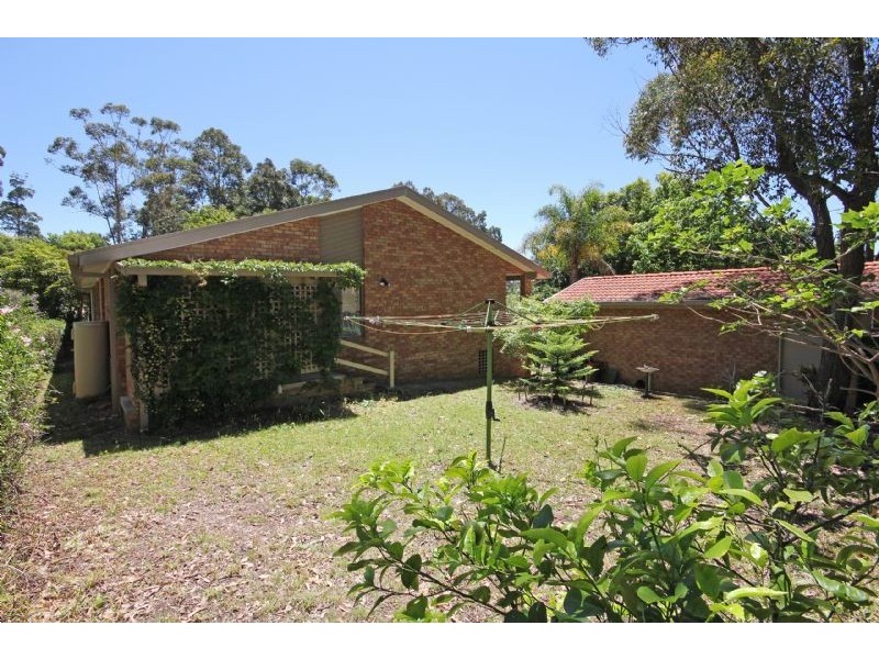 5 Burkes Way, Surf Beach NSW 2536