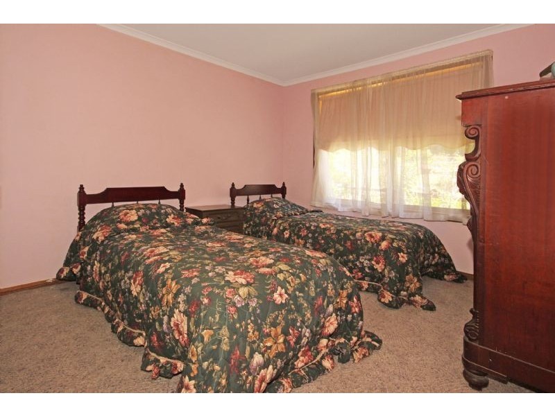 5 Burkes Way, Surf Beach NSW 2536