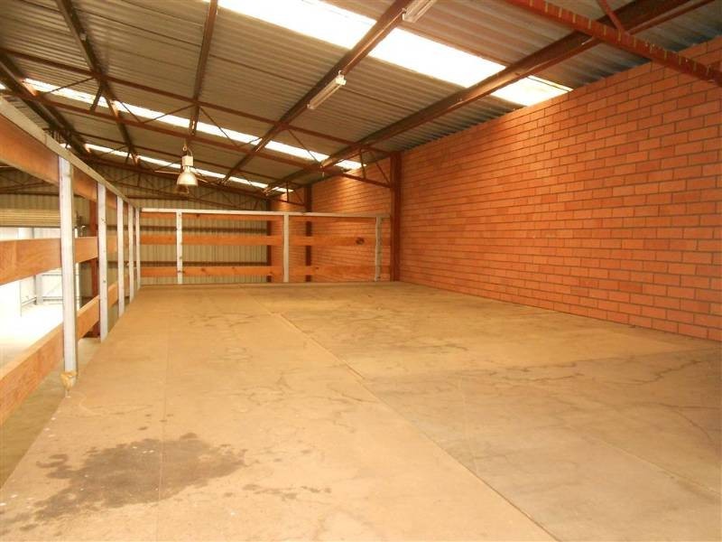 17 Kylie Cres, Batemans Bay NSW 2536