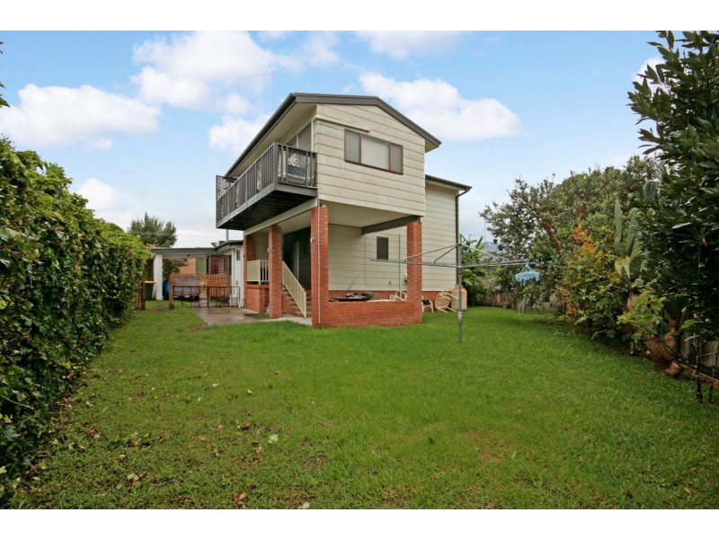 10 Bavarde Avenue, Batemans Bay NSW 2536