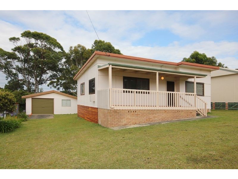6 Livingstone Street, Durras North NSW 2536