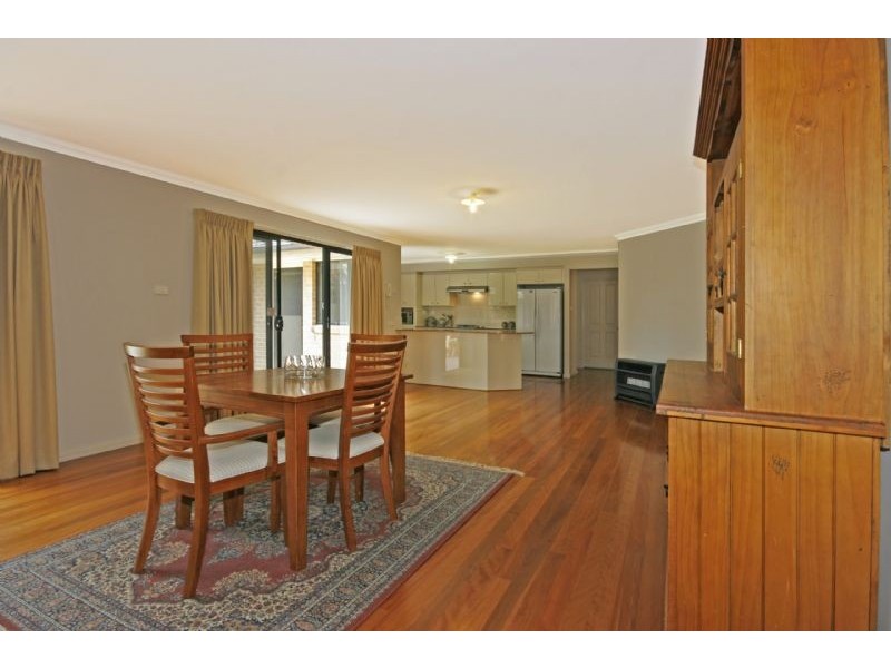 9 Ellen Close, South Durras NSW 2536